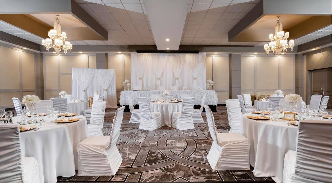 Pomeroy Hotel & Conference Centre Grande Prairie Dış mekan fotoğraf