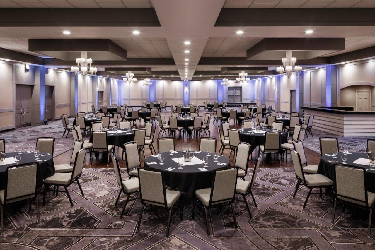Pomeroy Hotel & Conference Centre Grande Prairie Dış mekan fotoğraf