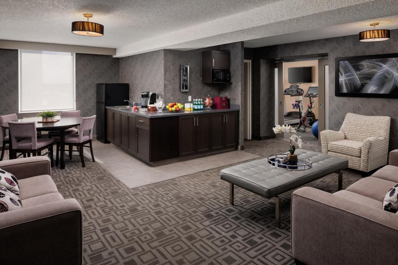 Pomeroy Hotel & Conference Centre Grande Prairie Dış mekan fotoğraf