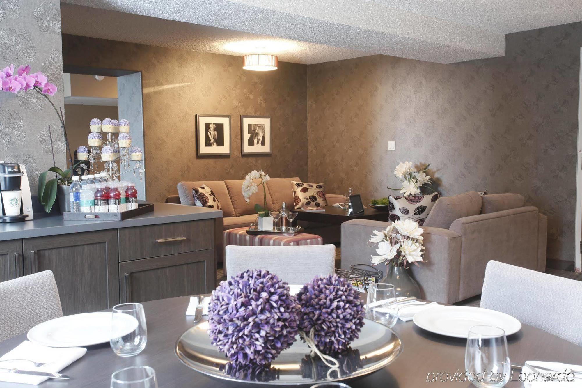 Pomeroy Hotel & Conference Centre Grande Prairie Dış mekan fotoğraf